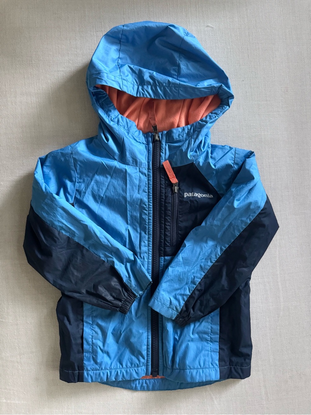 Patagonia Kids Light Blue & Navy Hooded Windbreaker with Orange Lining